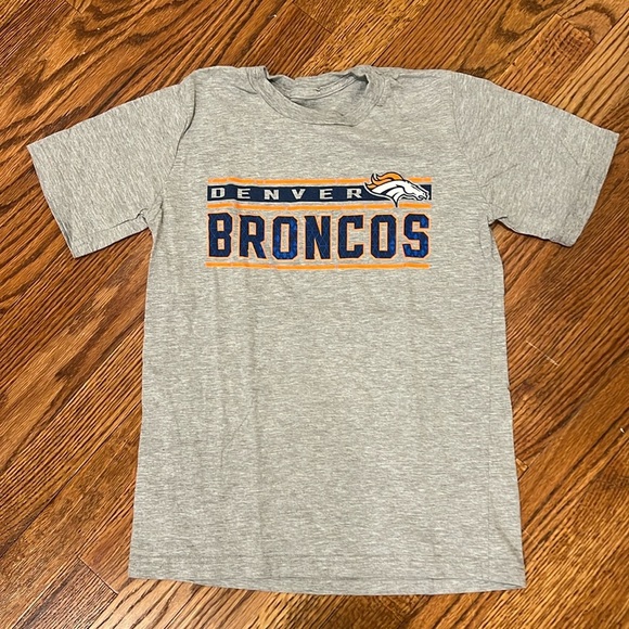 Denver Broncos NFL boys tshirt - Picture 1 of 3